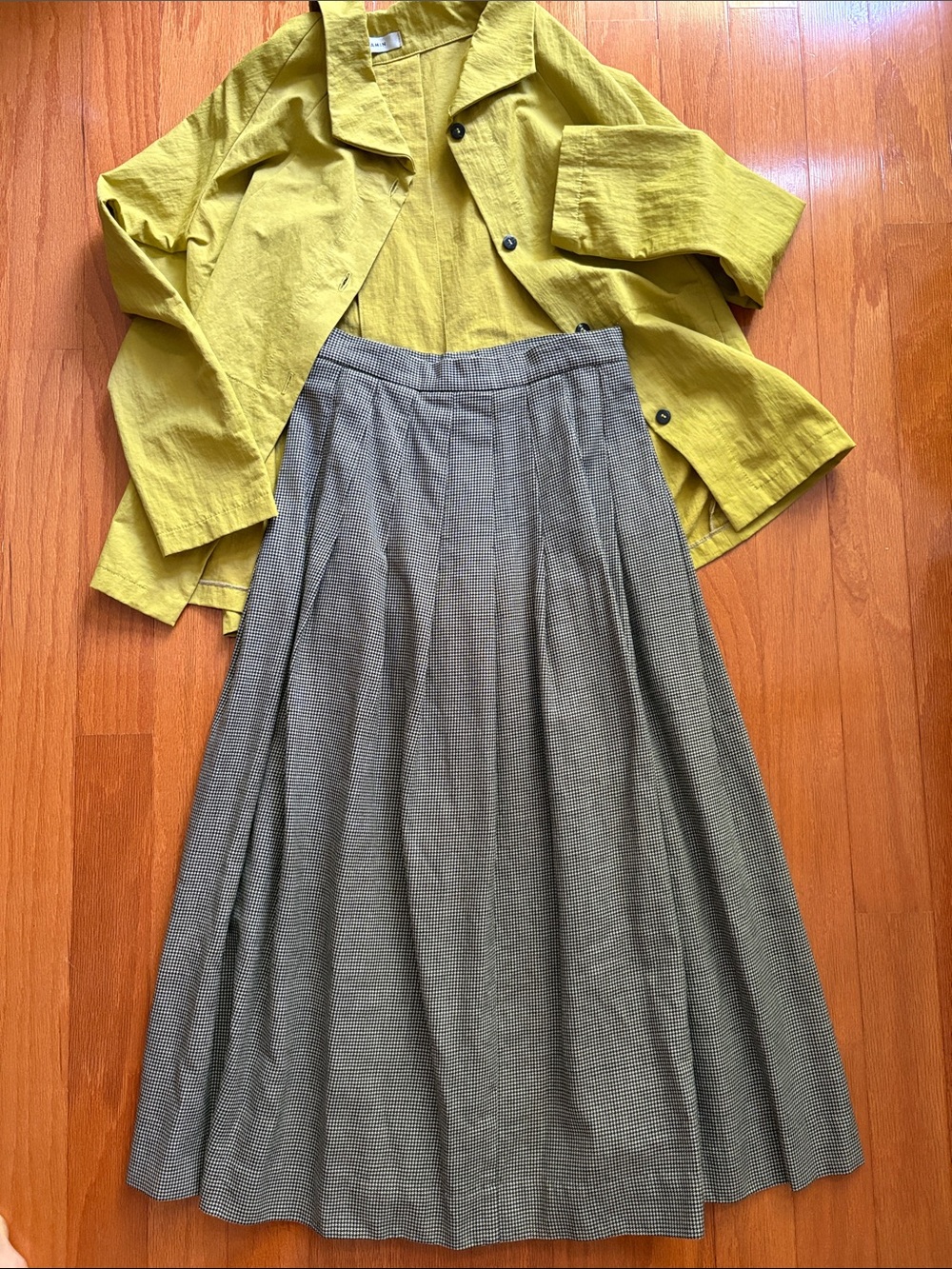 Vintage 70’s classic wool houndstooth skirt